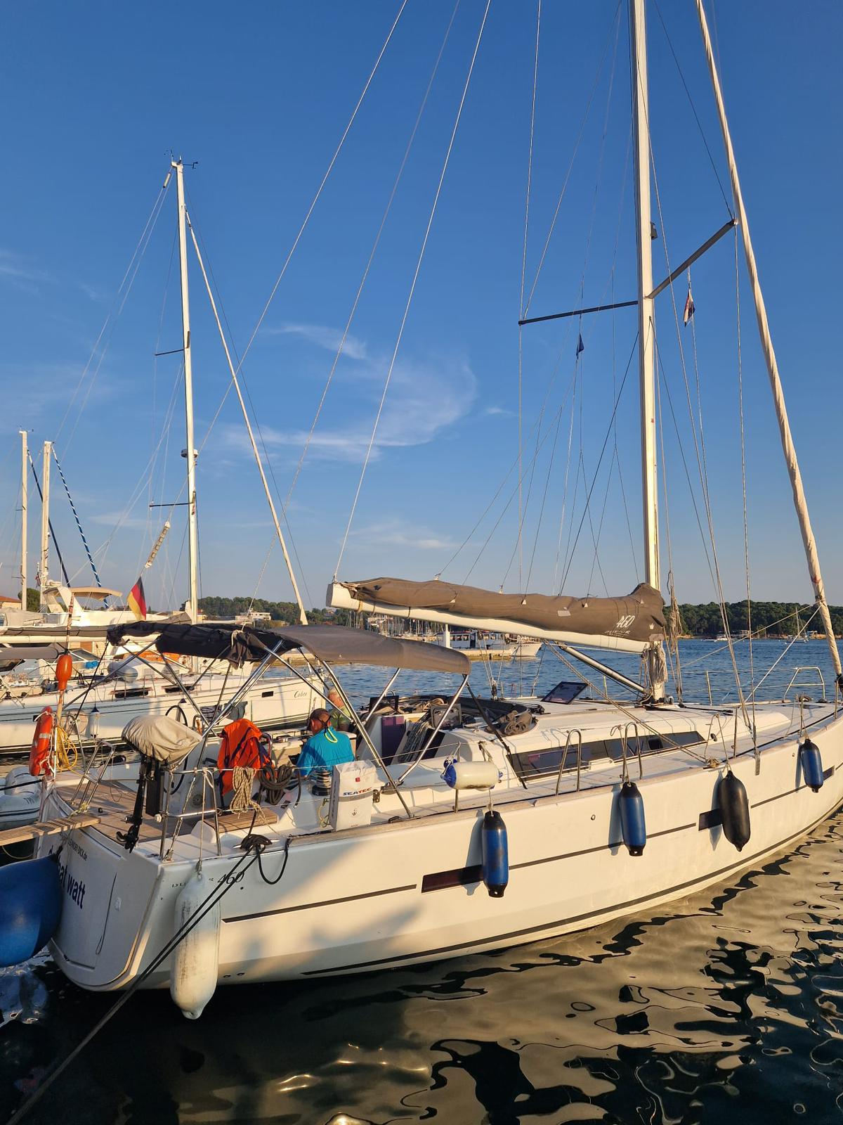 Dufour 460 Grand Large im Hafen